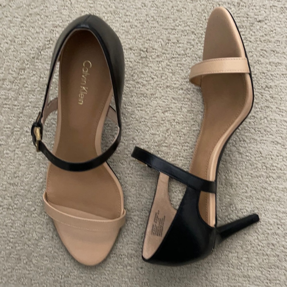 Calvin Klein Luigina Two Toned Sandals never worn